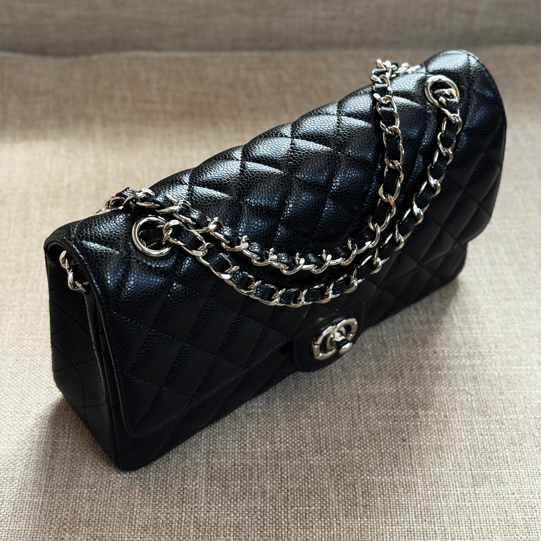 Chanel Medium Classic Hangbag
