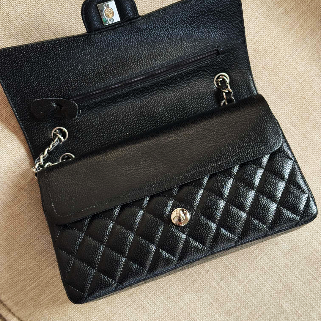Chanel Medium Classic Hangbag